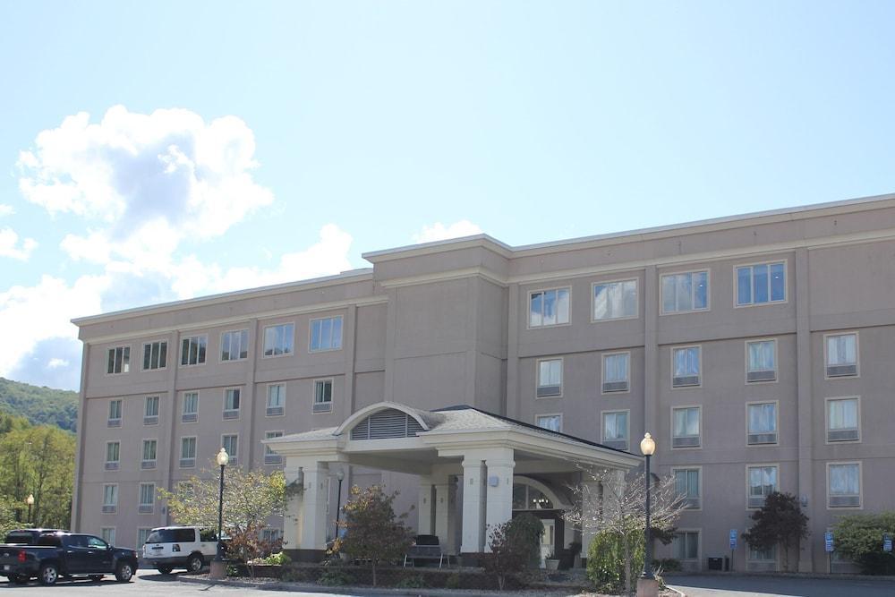 Hampton Inn Norton, Va Екстер'єр фото